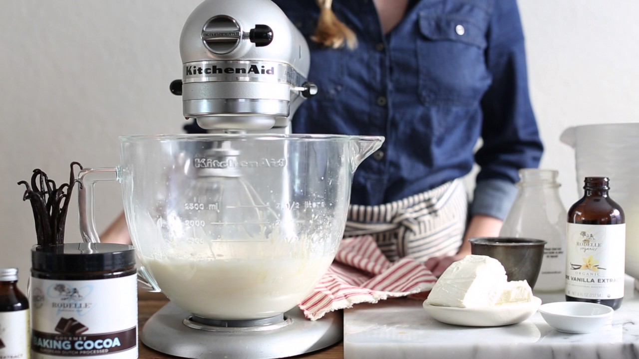 The Dash Everyday Stand Mixer & My Strawberry Cheesecake Cupcake #Recipe  Favorite