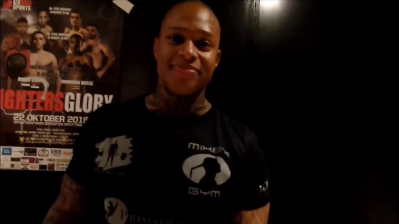 Melayno Gaddum - personal trainer at Mike's Gym - 2016