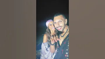 دينا الشربيني مع حسن أبو الروس فلتت مني في الجونة 