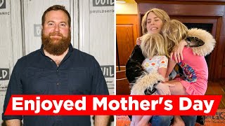 Famous Ben Napier Celebrates Wife Erin On Mother's Day With Their Two Daughters Net Worth