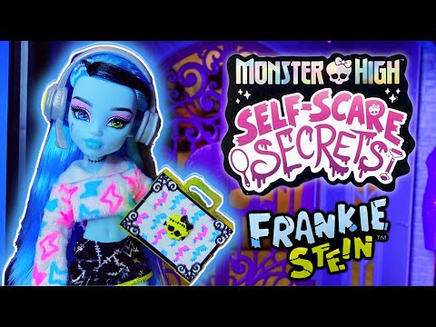 Monster High Self-Scare Secrets Frankie Stein! 