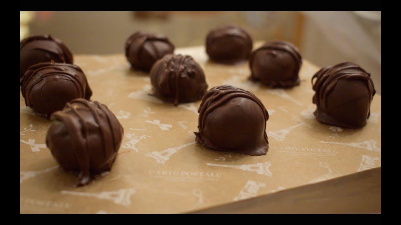 Vegan Graham Cracker Cookie Dough Truffles