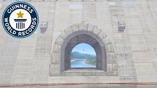 Largest anamorphic painting - Guinness World Records