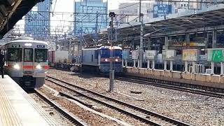 ようく見ると指さしサービスしてくれてました❗。EF510 503号機担当2071レ名古屋通過