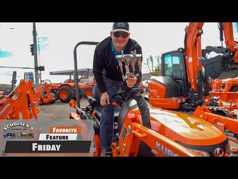 Видео: Как открыть капот на Kubota b2601?