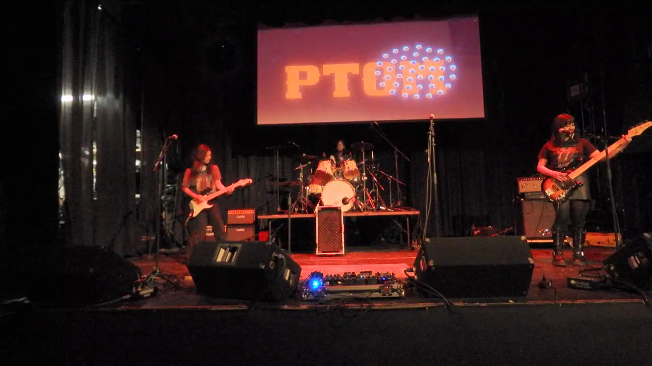 hide ur hell by Checkered Lilies | Live at Park Theater bekijken op YouTube hide ur hell by Checkered Lilies | Live at Park Theater bekijken op YouTube