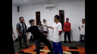 BELAJAR ILMU TENAGA DALAM TINGKAT TINGGI DI  BATAM (SENI DIRI HQQ)