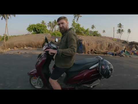 Видео: Как ездить на скутере в Гоа