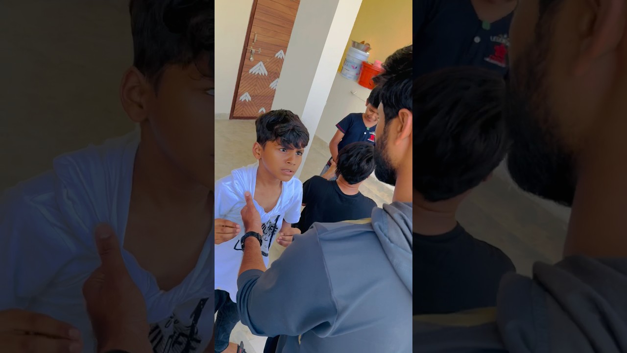 Pillalu eppudu meru okare lift lo ellakandi❤️❤️ 