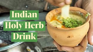 How to Get High in India... Legally 🌿 (Bhang Lassi)