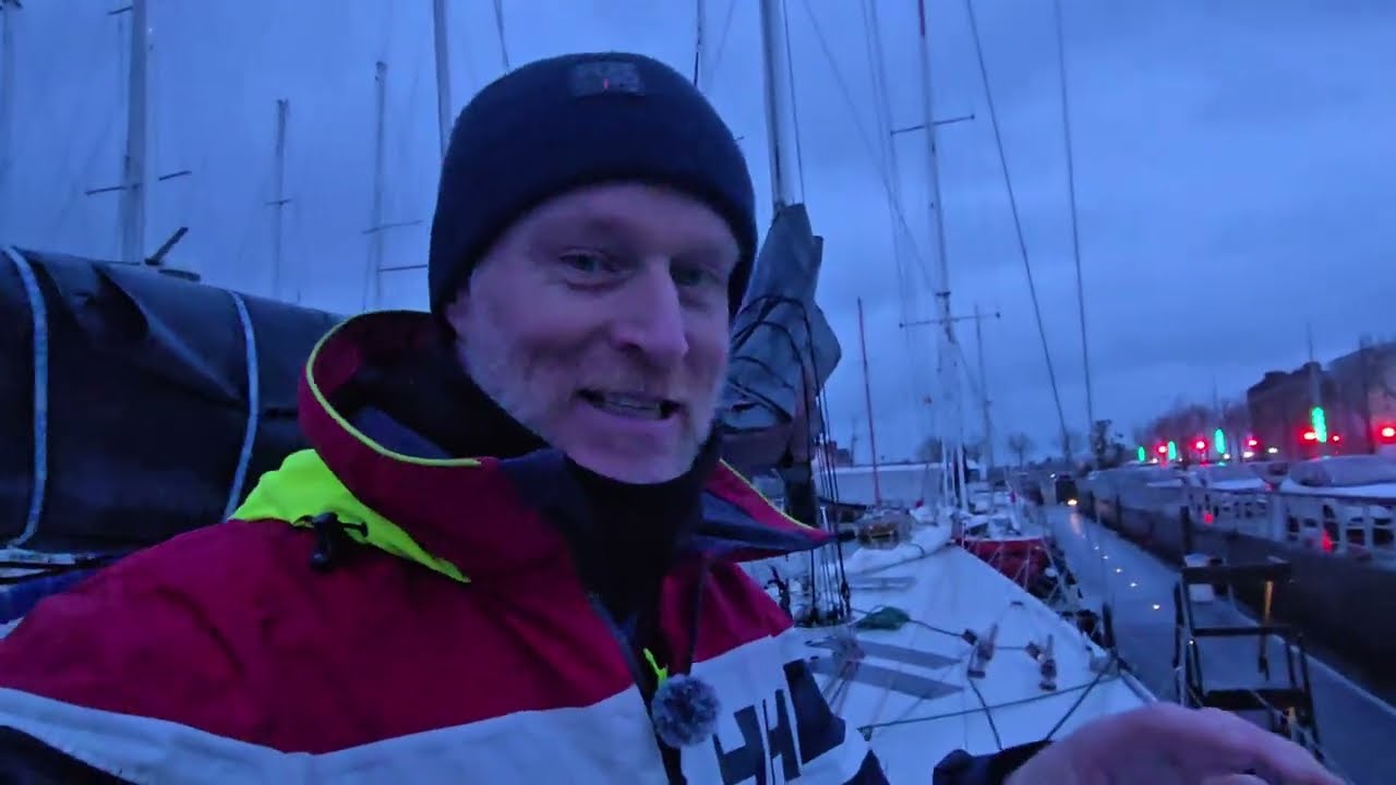 ⁣Ready Sailor One...