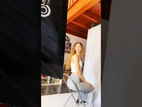 Shooting Day with Laia #model in Toni H Carné Studio #art #shorts