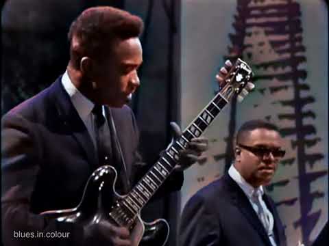 Matt 'Guitar' Murphy - Matt's Boogie live [Colourised] 1963