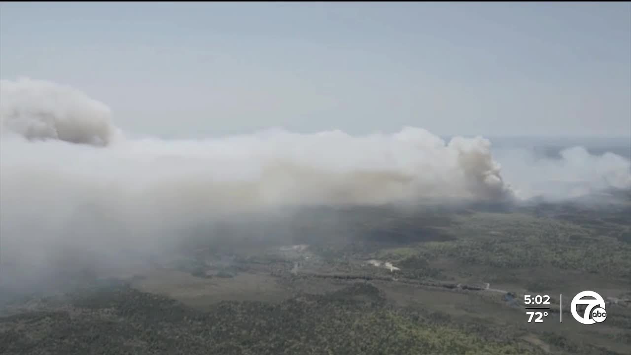 Canadian wildfires trigger Air Quality alerts - YouTube