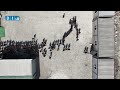 بين الركام والأمل... أطفال يعودون إلى مقاعد الدراسة