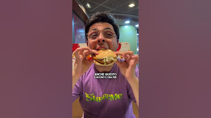Mangio il Panino BLU del McDonald's in Francia 🇫🇷🍔 #youtubechamps