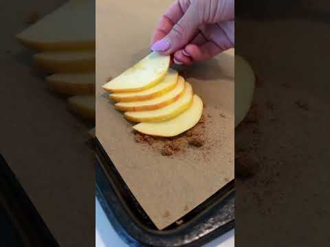 Easy Apple Turnovers!