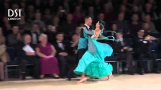 D428世界プロファイナリストの青緑モダンドレス : 社交ダンス 