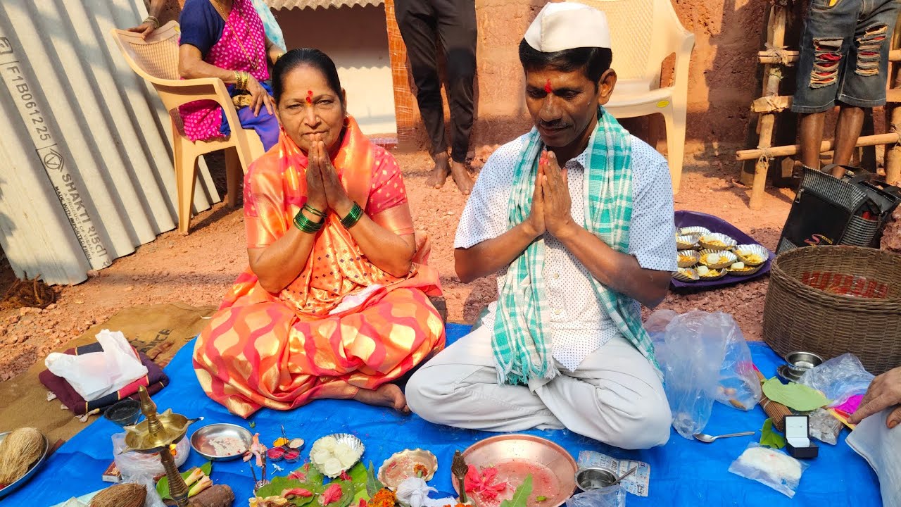 आमच्या देवघराचं आढा चढवला | शिमग्याच्या आधीची साफसफाई