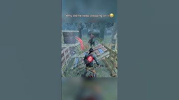 what was this trapper doing😭 #dbd #deadbydaylight #dbdclips #dbdmemes #dbdsurvivor #trapper #fyp