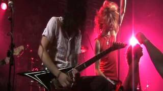 Kissin Dynamite - Heartattack