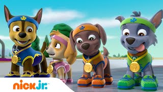 PAW Patrol | Los cachorros de PAW Patrol hacen deporte en la nieve ❄ | Nick Jr. en Español