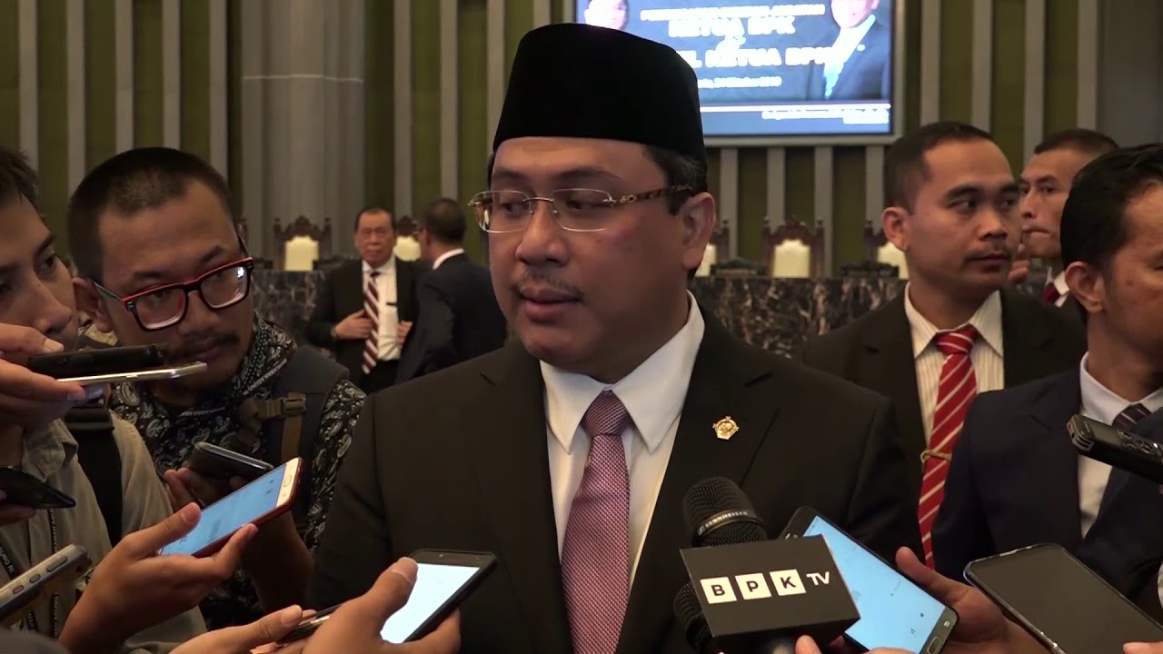 Pengambilan Sumpah Jabatan Ketua dan Wakil Ketua BPK - YouTube