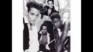 Download lagu Bed & Breakfast: Falling in Love