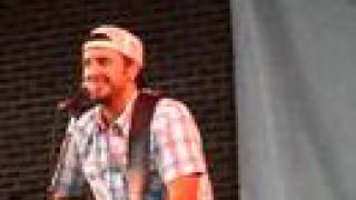 Luke Bryan - Lay You Down