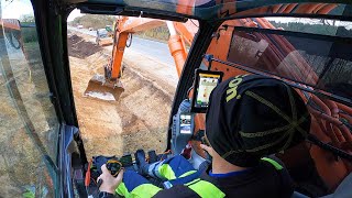 Digging A Ditch With The Hitachi Zaxis 250LC6 Excavator, An Engcon Tiltrotator And Trimble 3D GPS