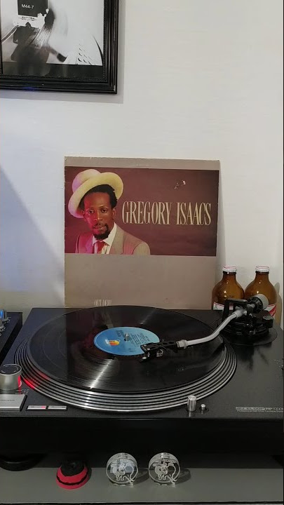 Gregory Isaacs - Sheila