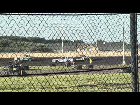 Outlaw heat race  7/10/26 Arlington Raceway 