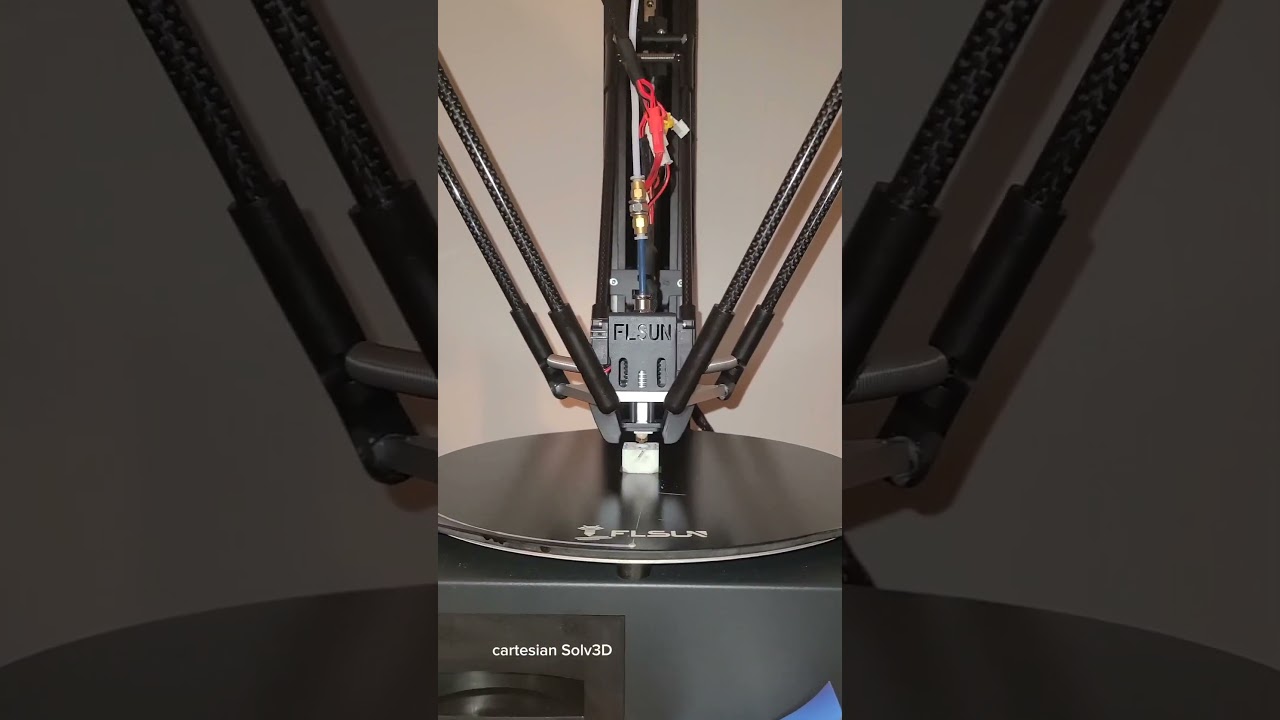3D printer Flsun SR printing at 150mm/s and 3k acceleration. 