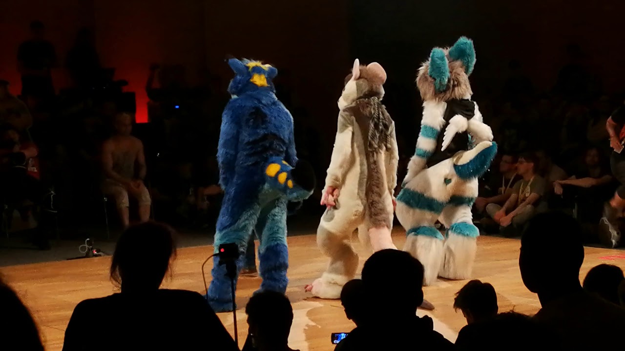 Eurofurence 25 Berlin 2019 Day 3 Clip 1 - YouTube