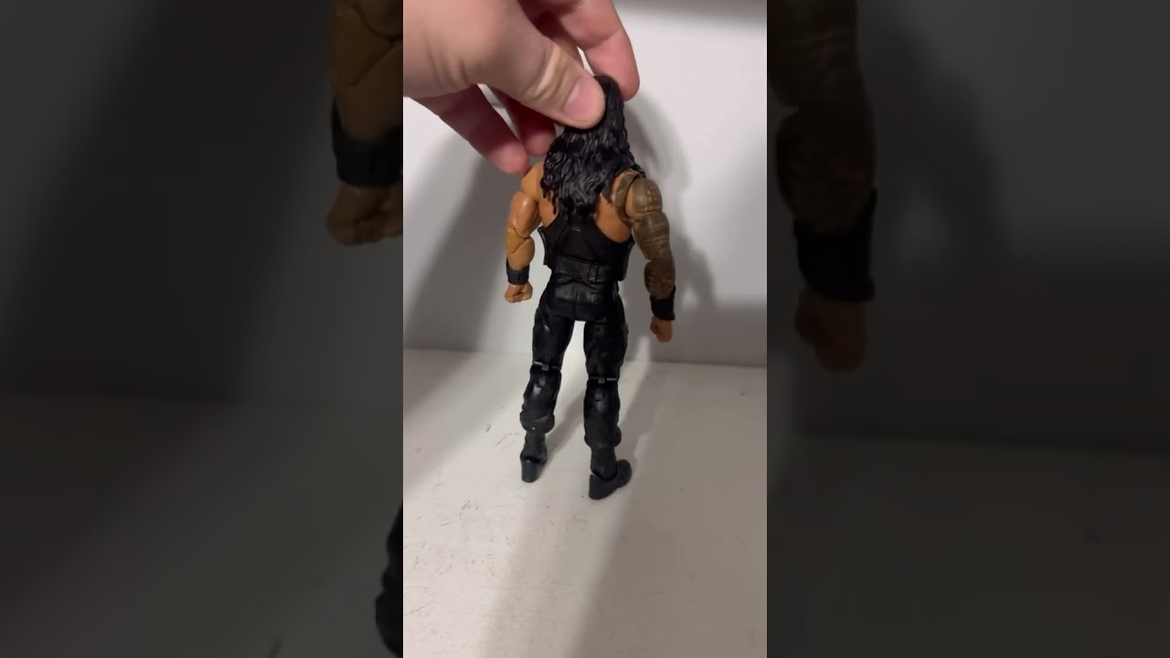 Unboxing the Elite Greatest Hits Roman Reigns Fig! 