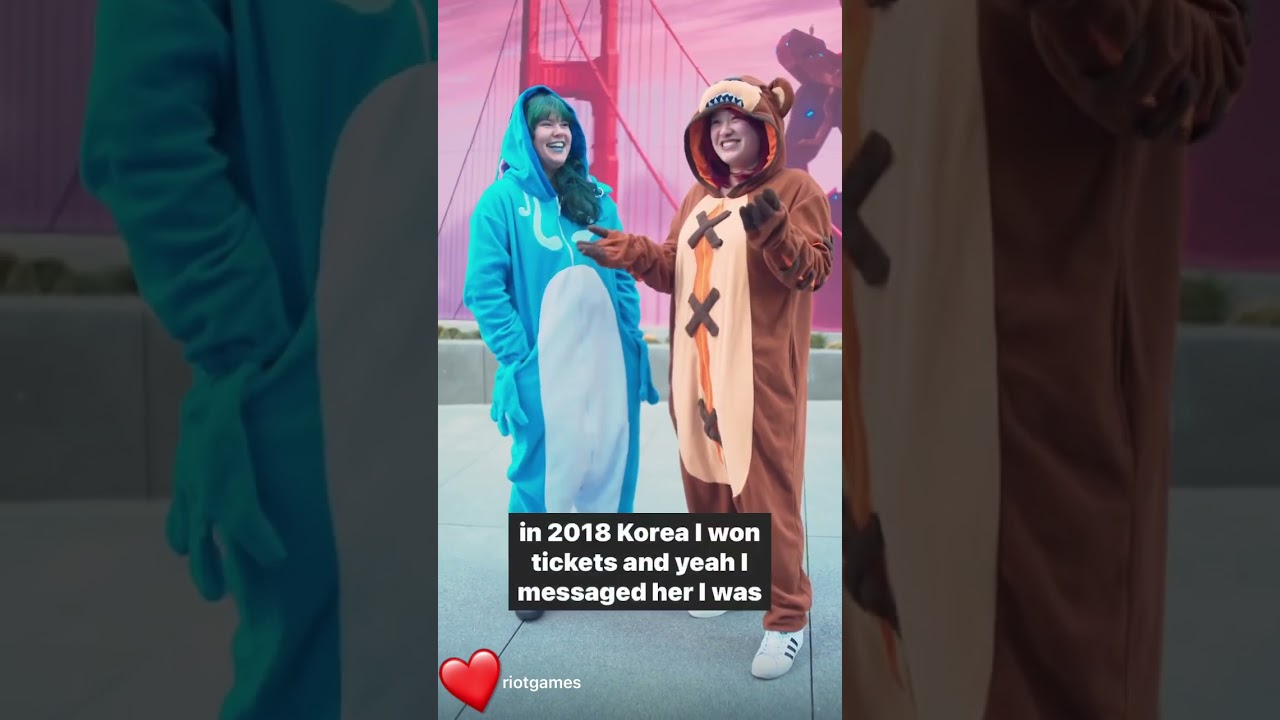 Kat and Cat journey from opposite sides of the globe to meet again for #Worlds2022