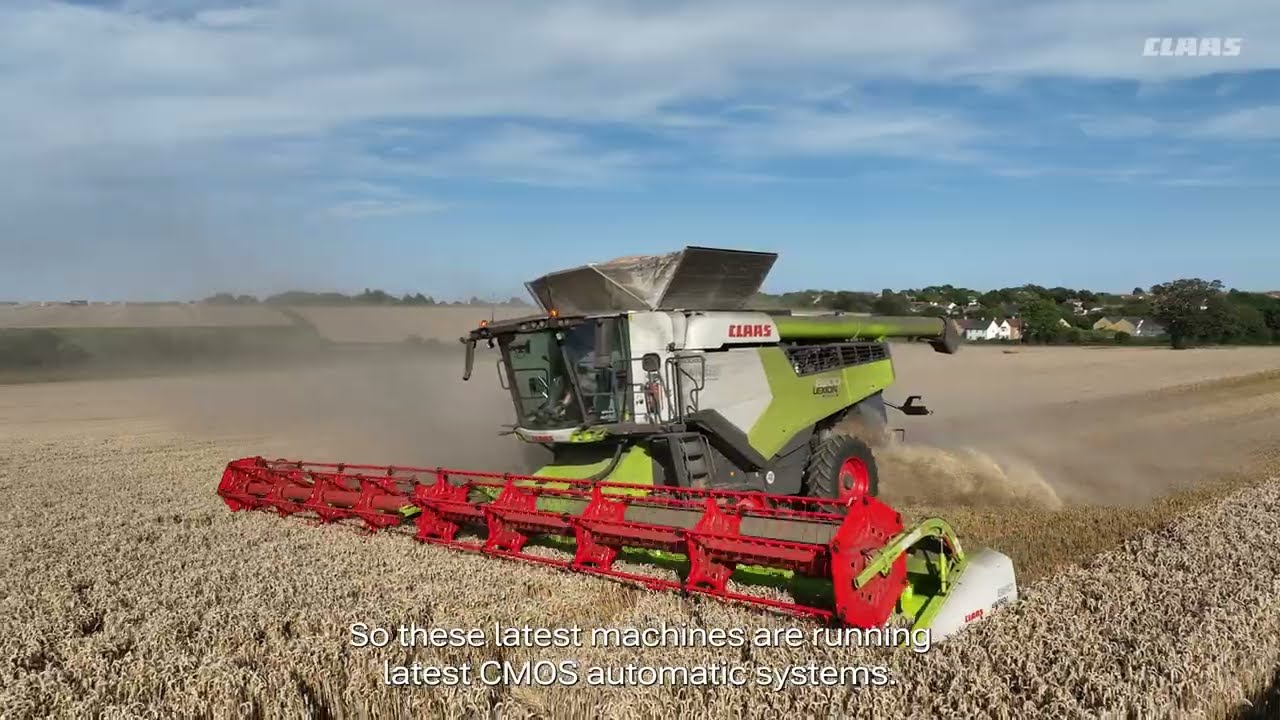 CLAAS LEXION 8900 | JS Crop - YouTube