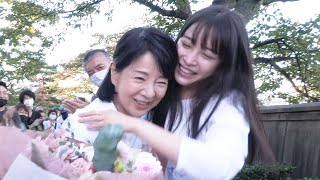 広瀬すず、撮了の吉永小百合をサプライズ祝福　ぎゅっとハグ交わし感謝も　「いのちの停車場」特別映像