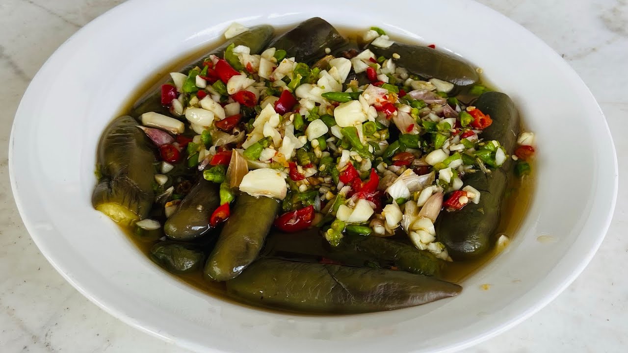 มะเขือม่วงราดพริก กับข้าว อาหารไทย อาหารคลีน Eggplant with Chili Sauce