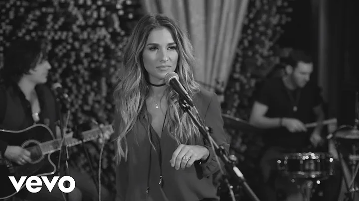Jessie James Decker - Love On The Brain (Live from...