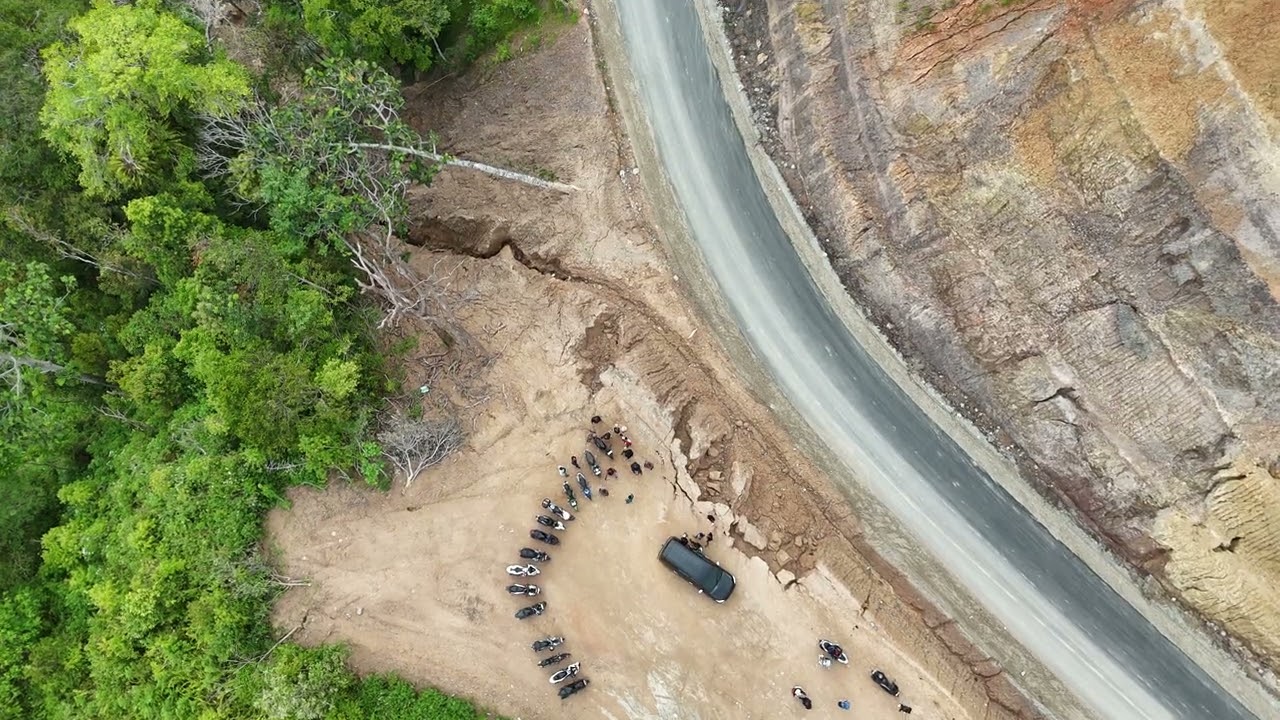 2025 11 09 13 50 : Video Drone di Puncak Binuang Jalan Pasar Baru-Alahan Panjang