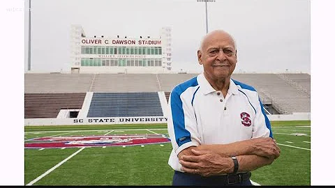 Legendary SC State football coach Willie Jeffries ...
