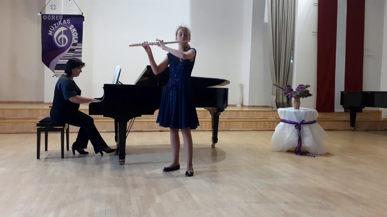 Sabīne Racina, “5 Short Pieces”, Jules Mouquet Op. 39, Первая и вторая части. Флейта