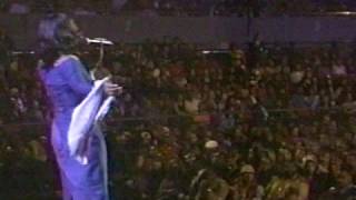 Miniatura de vídeo de "YOLANDA ADAMS LIVE - I'M GONNA BE READY"