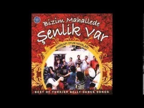 BİZİM MAHALLEDE ŞENLİK VAR AŞIĞIM GÜLLÜYE (Turkish Oriental Music)