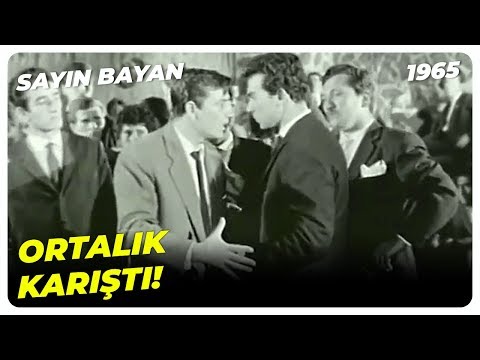 Orhan, Kıskançlıktan Gazinoda Kavga Çıkardı! | Sayın Bayan Türkan Şoray Yeşilçam Filmi