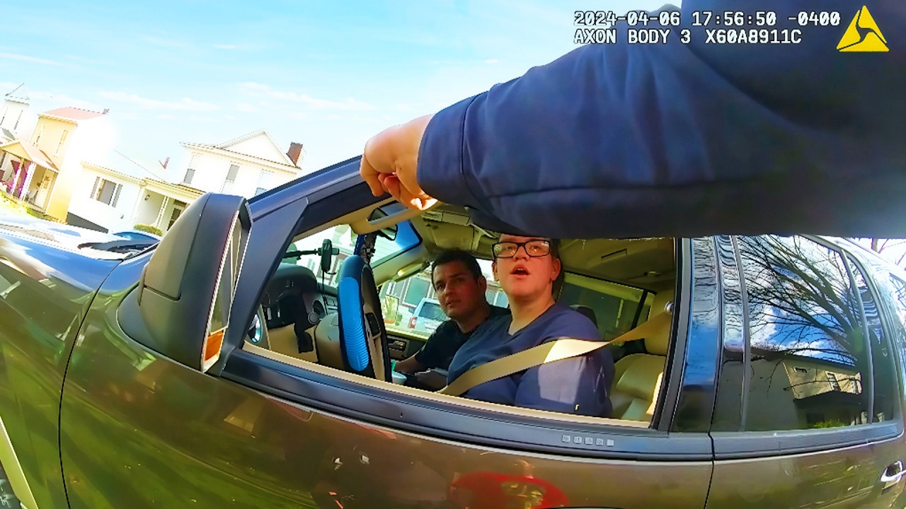 Parents Flee Police With Their 3 Kids
