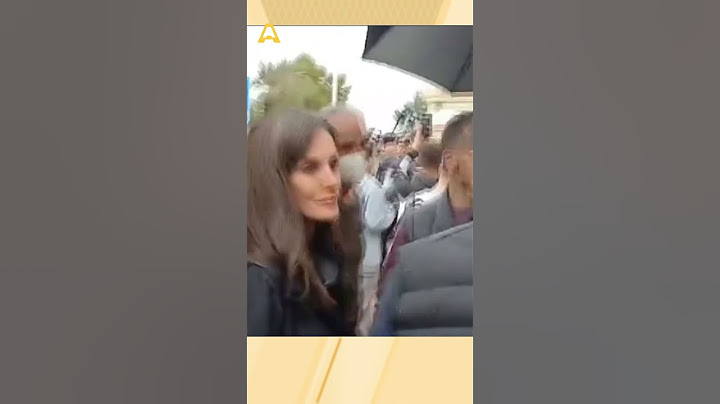 Momentos de tensión en la visita de los Reyes a Paiporta