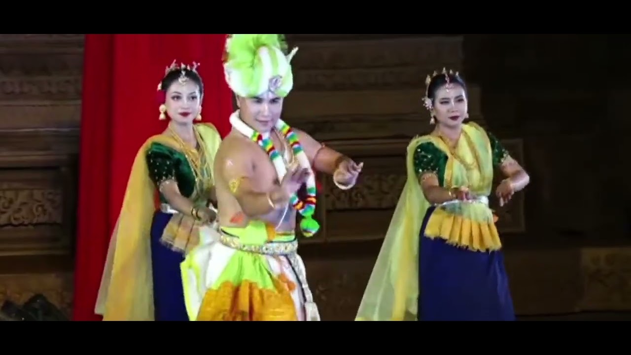 Ardhanareswor group dance in Manipuri style at Khajuraho Dance Festival, 25th February 2026