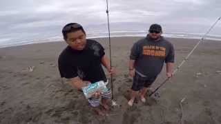 Fishing out at south jetty beach in humboldt county near eureka and
loleta. check our facebook: https://www.facebook.com/riptidefishermen
music: order...